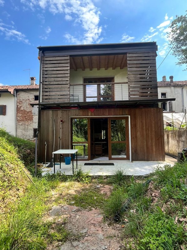 casa indipendente in vendita a Feltre