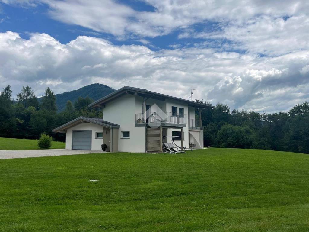 casa indipendente in vendita a Feltre