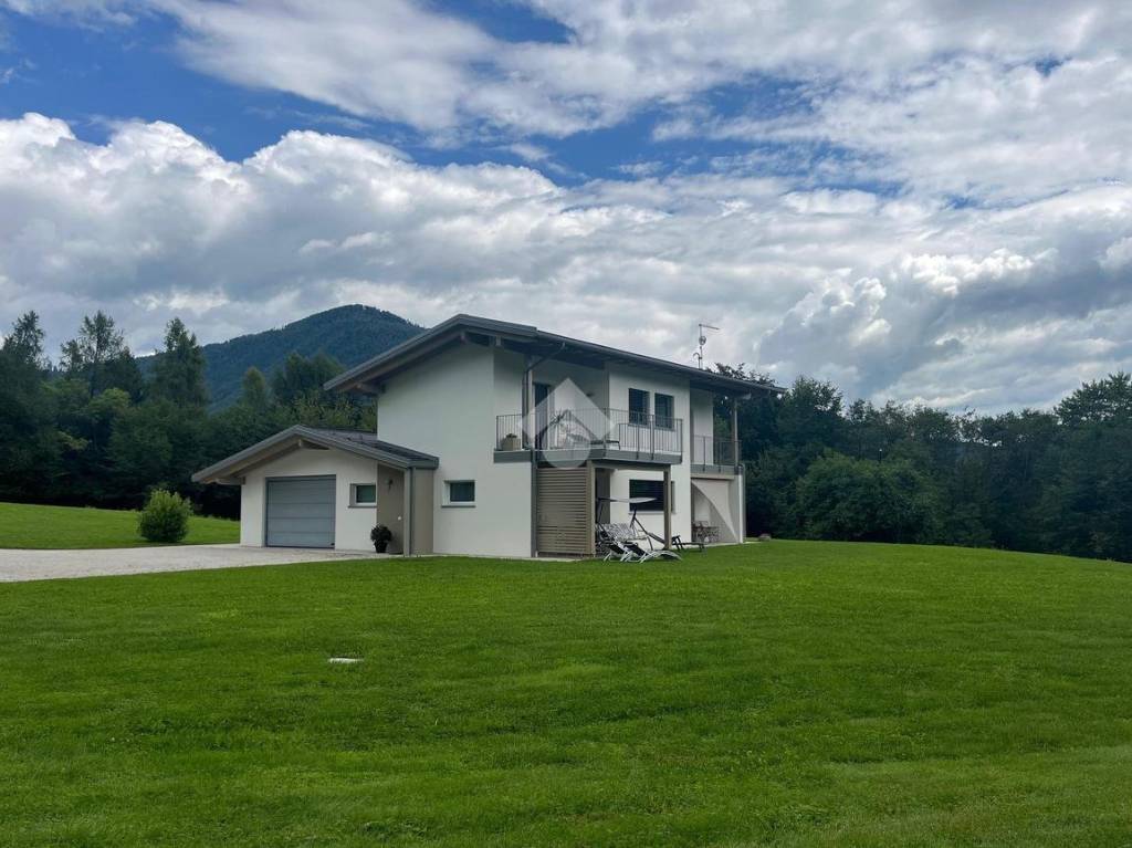 casa indipendente in vendita a Feltre