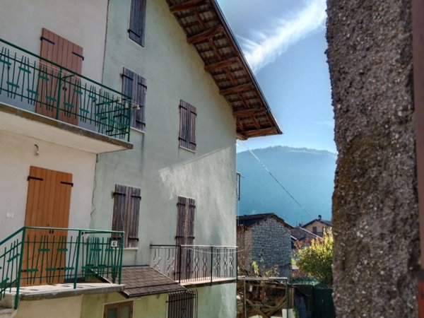 casa indipendente in vendita a Feltre