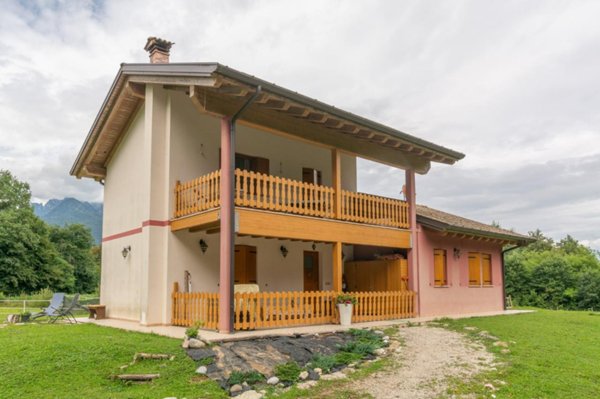 casa indipendente in vendita a Feltre