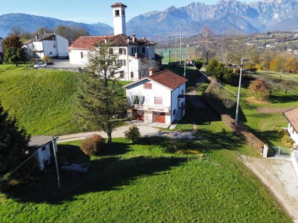 appartamento in vendita a Feltre in zona Zermen