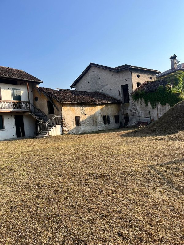 casa indipendente in vendita a Feltre