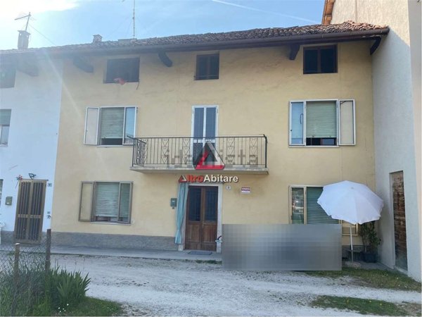casa indipendente in vendita a Feltre in zona Foen