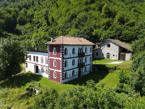 casa indipendente in vendita a Feltre