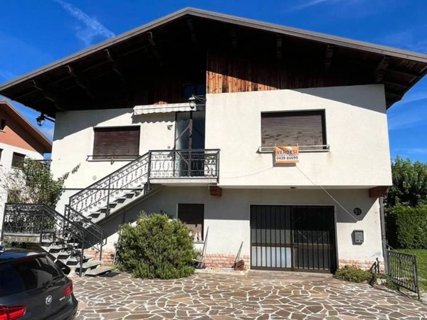 casa indipendente in vendita a Feltre