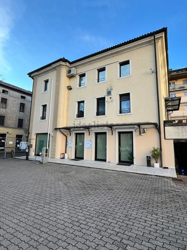 ufficio in vendita a Feltre