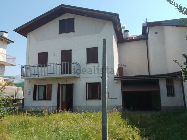 casa indipendente in vendita a Feltre