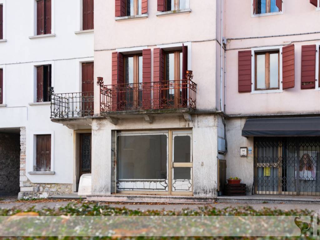 negozio in vendita a Feltre