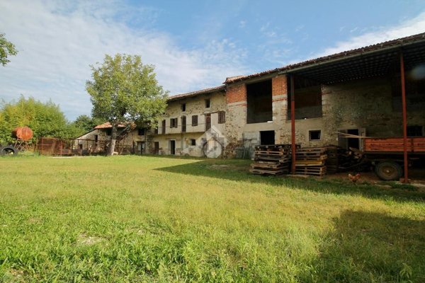 casale in vendita a Feltre