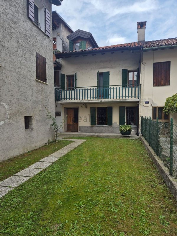 casa indipendente in vendita a Feltre