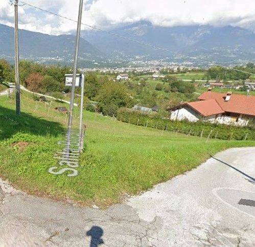 terreno edificabile in vendita a Feltre in zona Villaga