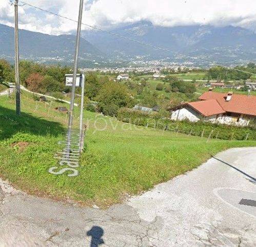 terreno edificabile in vendita a Feltre in zona Villaga