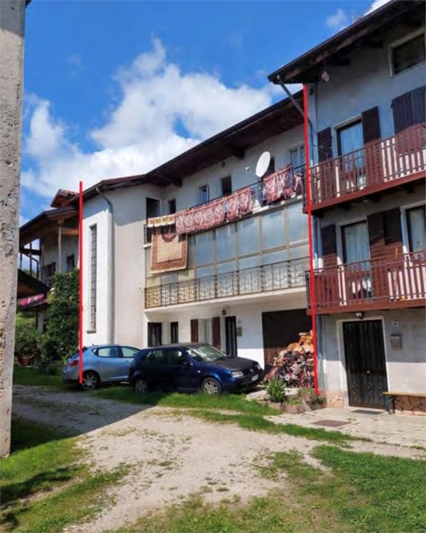 casa indipendente in vendita a Feltre in zona Pren