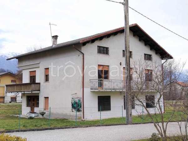 casa indipendente in vendita a Feltre