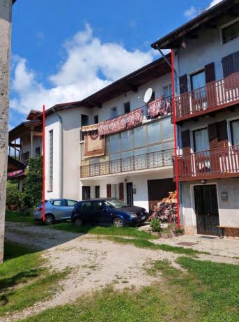casa indipendente in vendita a Feltre in zona Pren