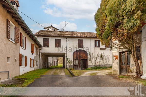 appartamento in vendita a Feltre in zona Umin