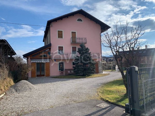 casa indipendente in vendita a Feltre