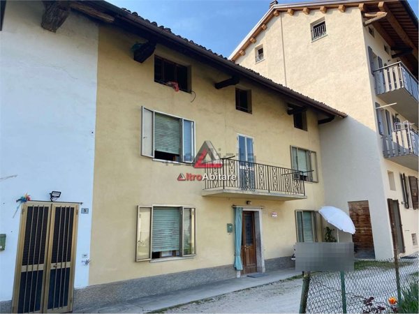 casa indipendente in vendita a Feltre in zona Foen