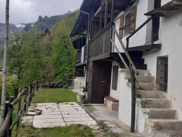 casa indipendente in vendita a Feltre