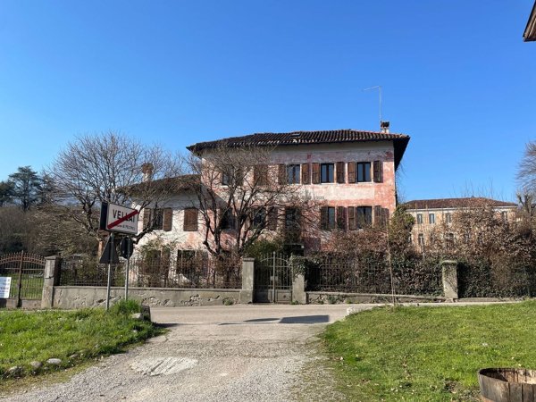 casa indipendente in vendita a Feltre