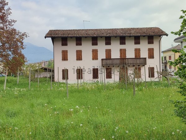casa indipendente in vendita a Feltre