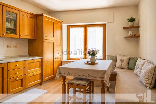 appartamento in vendita a Feltre in zona Mugnai