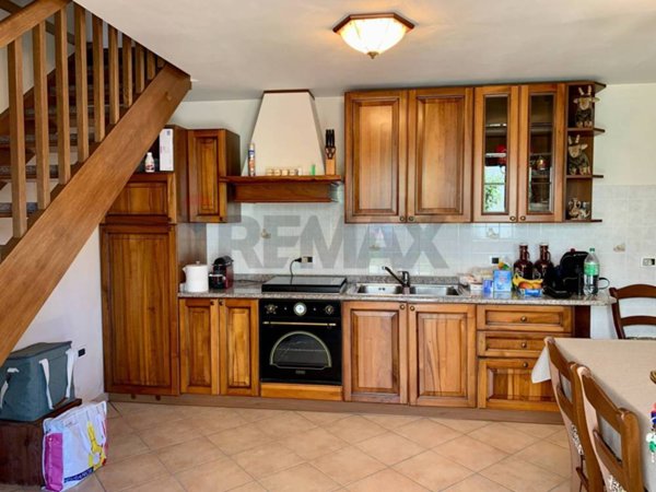 casa indipendente in vendita a Feltre in zona Vignui