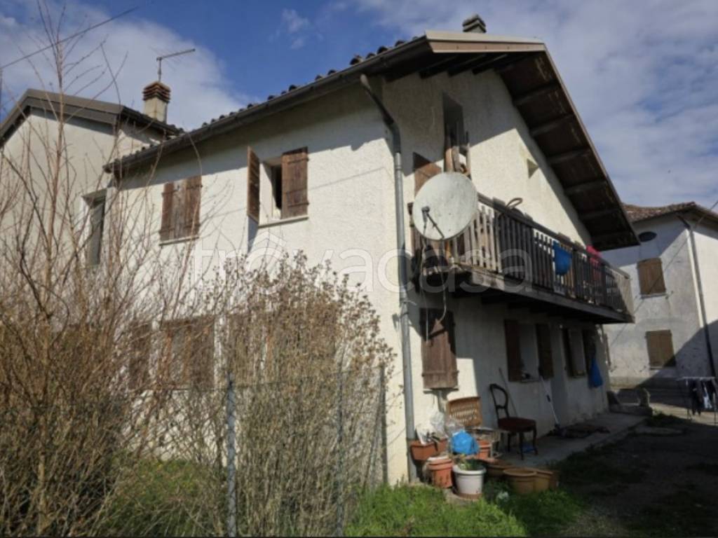 appartamento in vendita a Feltre in zona Pont