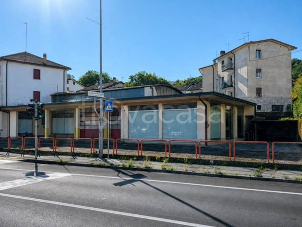 locale commerciale in vendita a Feltre