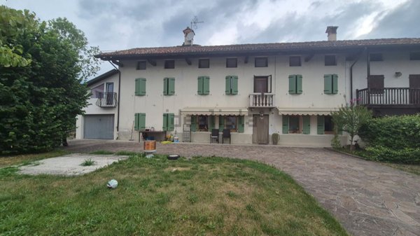 casa indipendente in vendita a Feltre