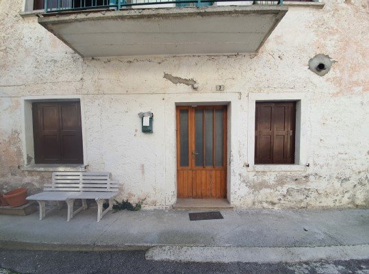 casa indipendente in vendita a Fonzaso