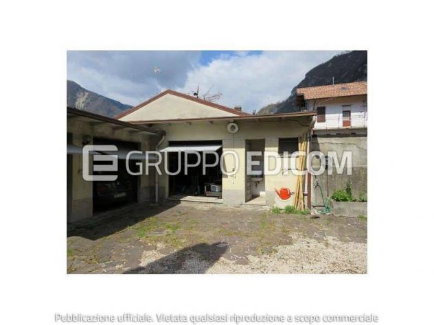 locale commerciale in vendita a Fonzaso