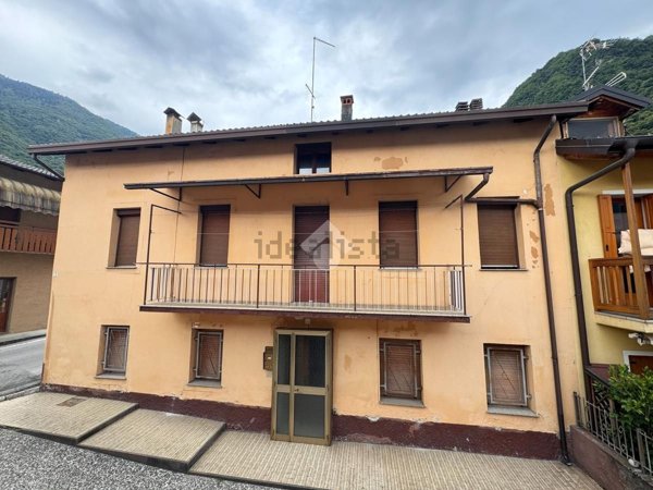 appartamento in vendita a Fonzaso in zona Arten