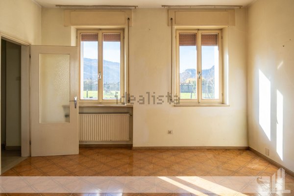 casa indipendente in vendita a Fonzaso