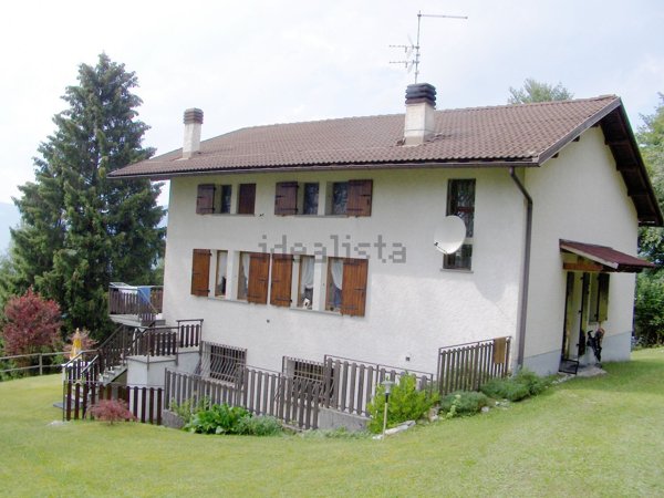 casa indipendente in vendita a Fonzaso