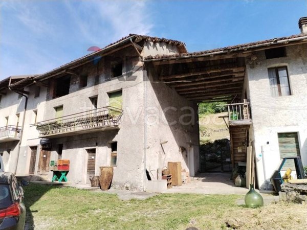 casa indipendente in vendita a Fonzaso in zona Arten