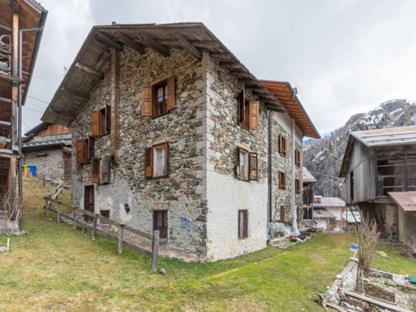 casa indipendente in vendita a Canale d'Agordo in zona Garés