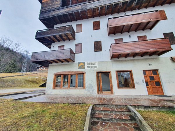 negozio in vendita a Gosaldo in zona Don