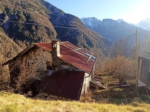 casa semindipendente in vendita a Gosaldo