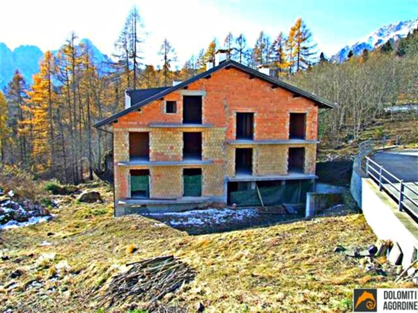 casa indipendente in vendita a Gosaldo