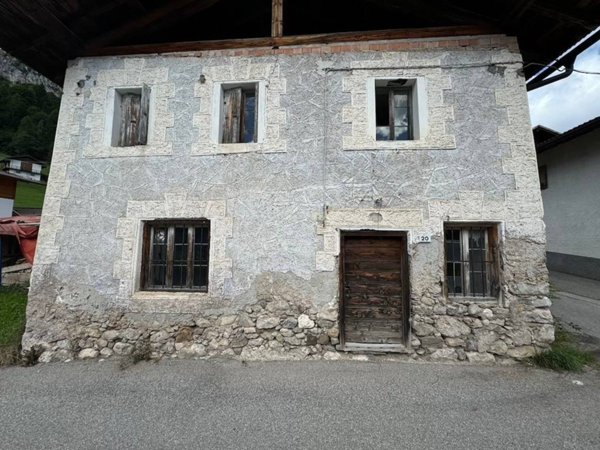 casa indipendente in vendita a Gosaldo in zona Don