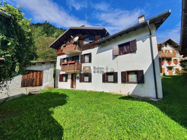 casa indipendente in vendita a Gosaldo