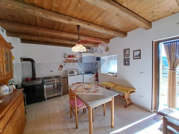 casa indipendente in vendita a Lamon in zona San Donato
