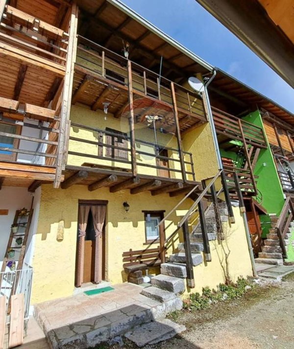 casa indipendente in vendita a Lamon in zona San Donato