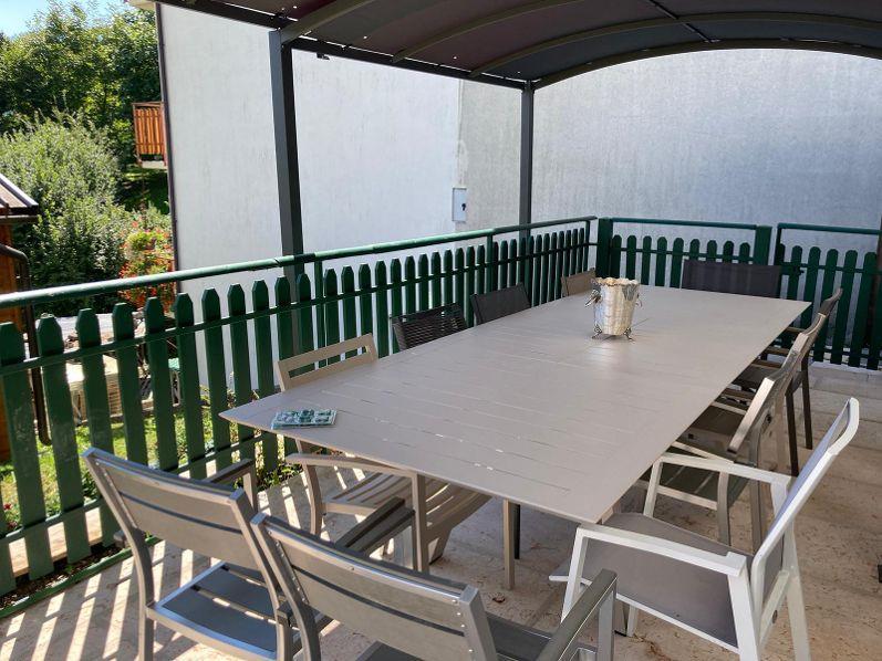 casa indipendente in vendita a Lamon in zona Pezzè