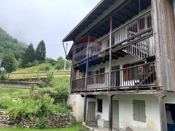 casa indipendente in vendita a Lamon in zona Ronche