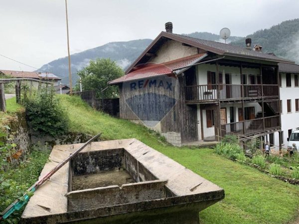 casa indipendente in vendita a Lamon in zona Ronche