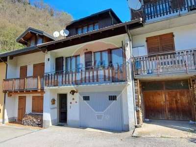 casa indipendente in vendita a Lamon in zona Pian del vescovo