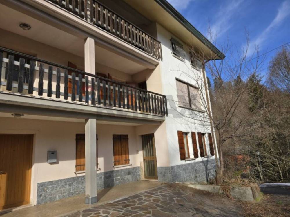 casa indipendente in vendita a Lamon